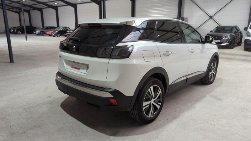 Photo 4 de l'offre de PEUGEOT 3008 1.2 HYBRID 136CV E-DCS6 ALLURE PACK à 32388€ chez Actuel Auto Import