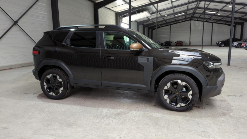 Dacia DUSTER NOUVEAU 1.2 TCE 130CV BVM6 4X2 EXTREME SUREQUIPE Hybrid essence NOIR NACRE Occasion à vendre