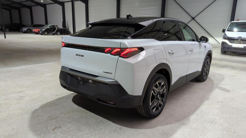 Photo 4 de l'offre de PEUGEOT 3008 NOUVEAU 1.2 HYBRID 136CV E-DCS6 GT à 40239€ chez Actuel Auto Import