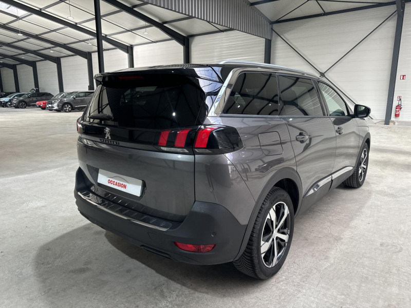 Photo 4 de l'offre de PEUGEOT 5008 1.5 BLUEHDI 130CV EAT8 7PL ALLURE PACK + GRIP CONTROL + PACK DRIVE ASSIST PLUS à 33588€ chez Actuel Auto Import