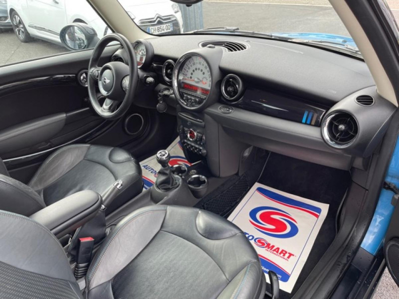 Photo 14 de l'offre de MINI MINI 1.6I - 184 R56 COOPER S BAYSWATER CUIR   CARNET ENTRETIEN A JOUR à 14490€ chez Triplo auto