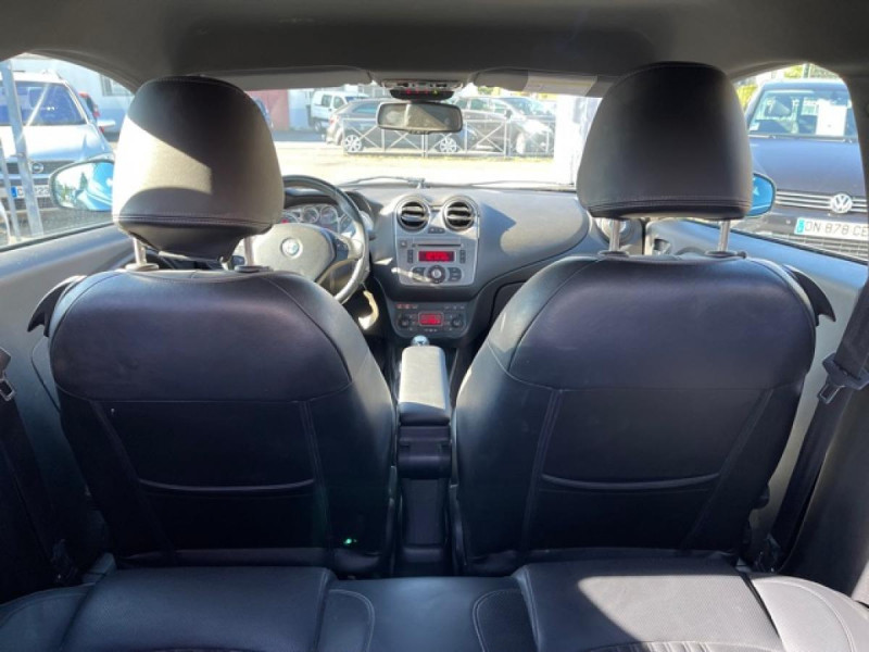 Photo 9 de l'offre de ALFA ROMEO MITO 1.4 TB MULTIAIR - 170 S/S  QUADRIFOGLIO VERDE CUIR DISTRI OK à 9990€ chez Triplo auto