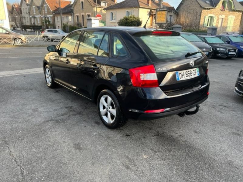 Photo 4 de l'offre de SKODA RAPID SPACEBACK 1.6 TDI 90 AMBITION CLIM à 7490€ chez Triplo auto