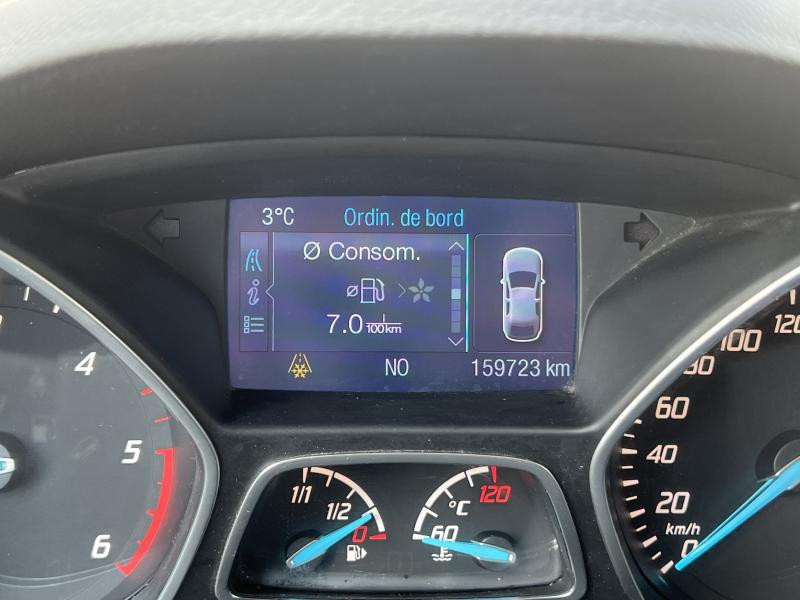 Photo 20 de l'offre de FORD KUGA 2.0 TDCI 140 TITANIUM GPS à 10990€ chez Triplo auto