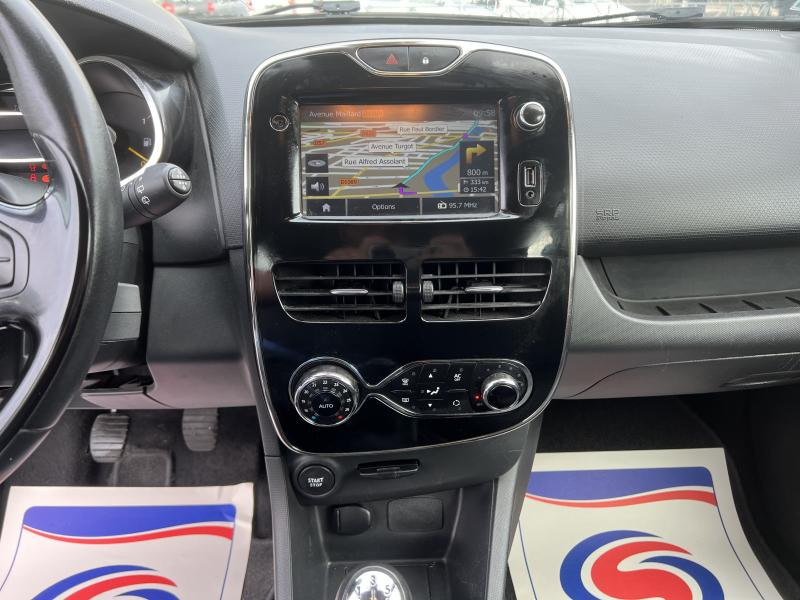 Photo 15 de l'offre de RENAULT CLIO 1.5 DCI 90 BUSINESS GPS - 61900KM à 10990€ chez Triplo auto
