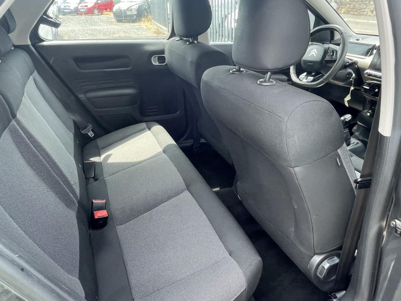 Photo 18 de l'offre de CITROEN C4 CACTUS 1.6 BLUEHDI 100 FEEL  à 10990€ chez Triplo auto