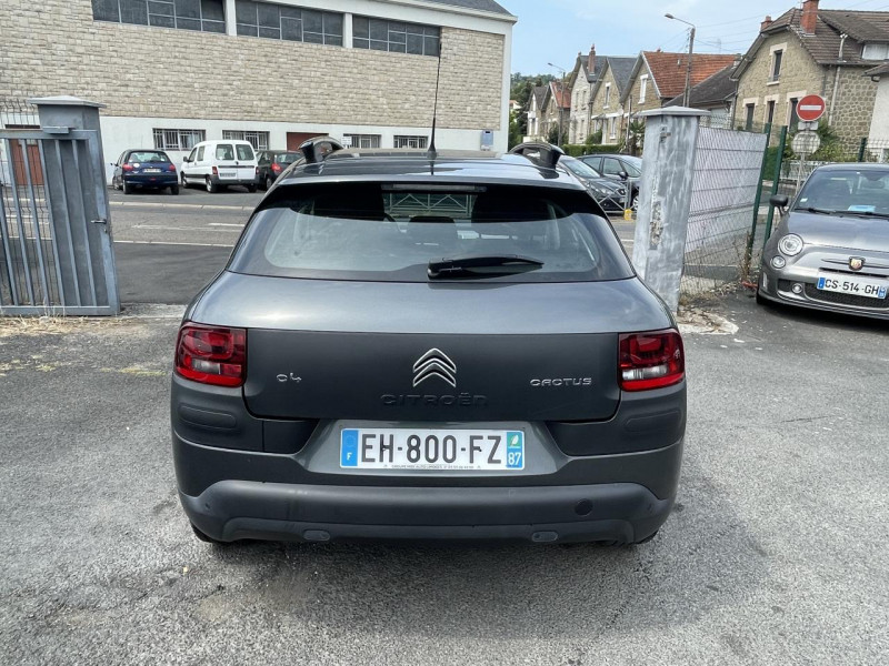 Photo 4 de l'offre de CITROEN C4 CACTUS 1.6 BLUEHDI 100 FEEL  à 10990€ chez Triplo auto