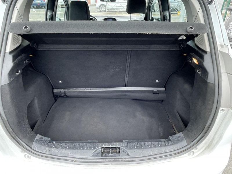 Photo 12 de l'offre de FORD B MAX 1.6 TDCI 95 TITANIUM   CAMERA à 8490€ chez Triplo auto