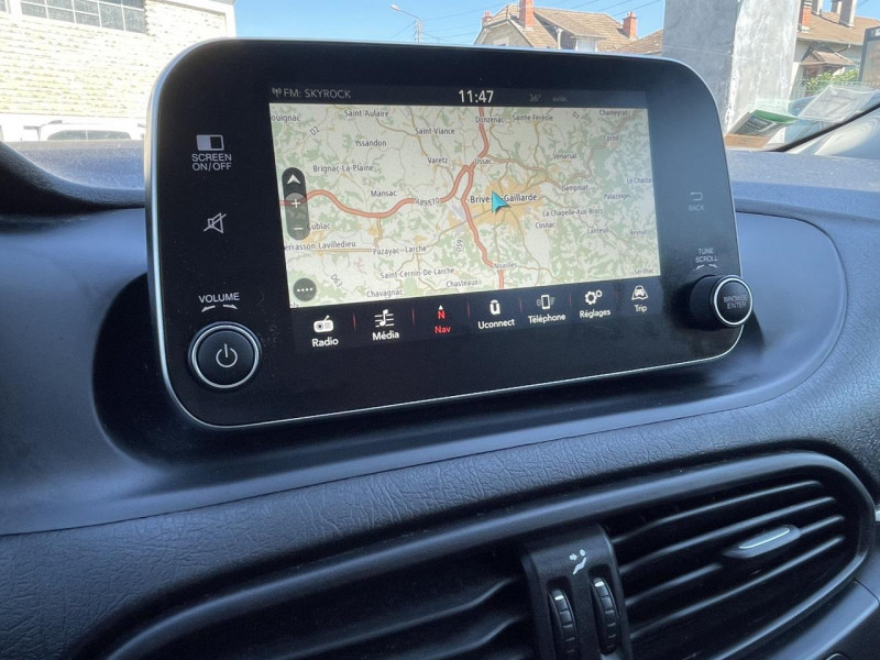 Photo 19 de l'offre de FIAT TIPO SW 1.6 MJET 120 LOUNGE GPS à 9490€ chez Triplo auto
