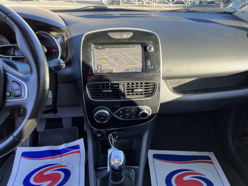 Photo 16 de l'offre de RENAULT CLIO ESTATE 1.5 DCI 90 INTENS GPS à 14490€ chez Triplo auto