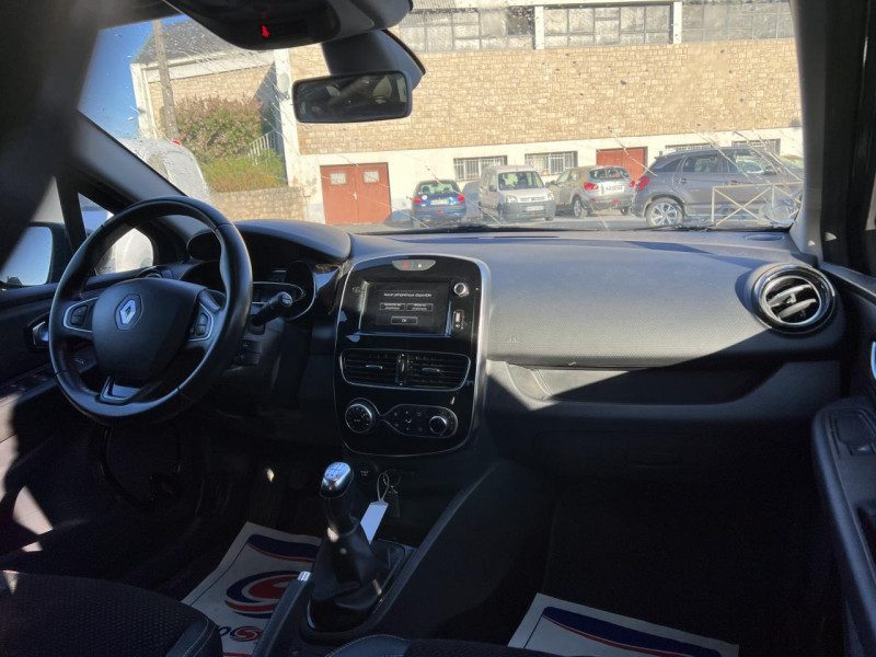 Photo 31 de l'offre de RENAULT CLIO ESTATE 1.5 DCI 90 INTENS GPS à 14490€ chez Triplo auto