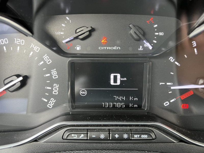 Photo 18 de l'offre de CITROEN C3 1.6 BHDI 75 S&S FEEL NAV SOCIéTé GPS à 7990€ chez Triplo auto