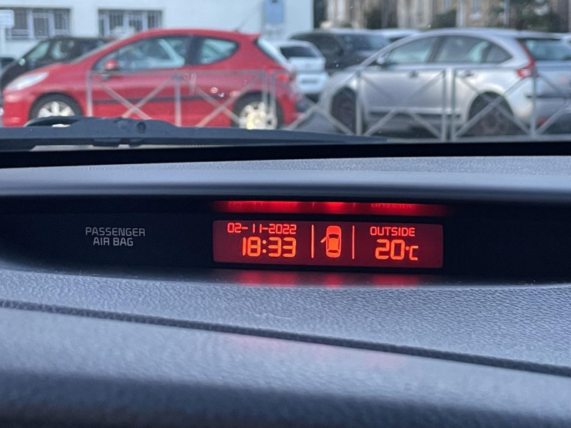 Photo 16 de l'offre de KIA CEE D PRO 1.6 CRDI 128 SPORT GPS   TOIT OUVRANT  à 9990€ chez Triplo auto