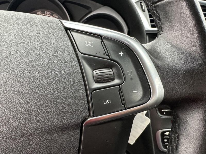Photo 27 de l'offre de CITROEN C4 1.6 HDI 90 MILLENIUM GPS à 8990€ chez Triplo auto