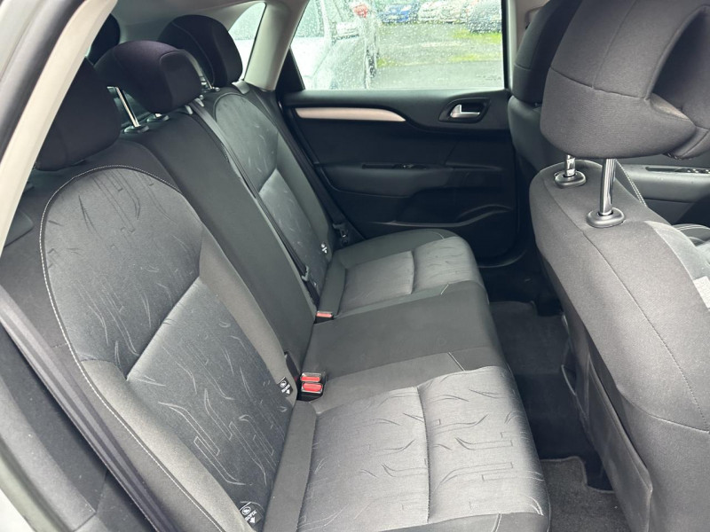Photo 21 de l'offre de CITROEN C4 1.6 HDI 90 MILLENIUM GPS à 8990€ chez Triplo auto