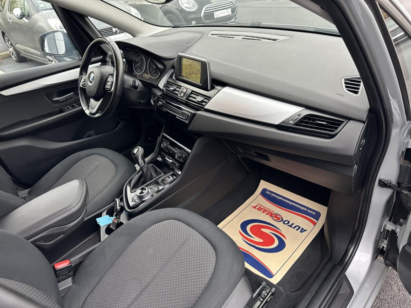 Photo 10 de l'offre de BMW SERIE 2 216D LOUNGE GPS RADAR AR COFFRE ELEC ENTRETIEN à JOUR à 14990€ chez Triplo auto