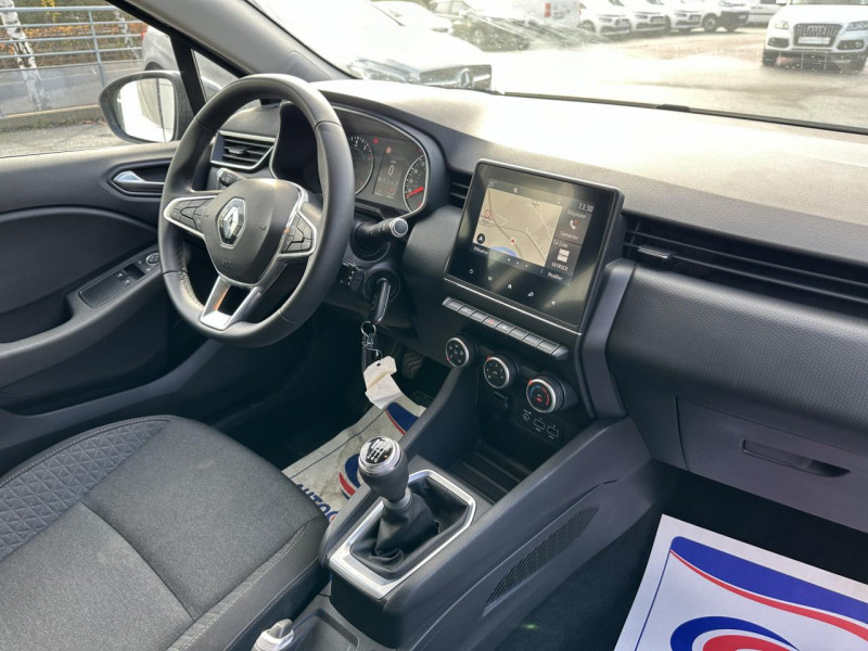 Photo 11 de l'offre de RENAULT CLIO V 1.0 TCE 90 BUSINESS CLIM GPS RADAR AR 21 683KM à 16490€ chez Triplo auto