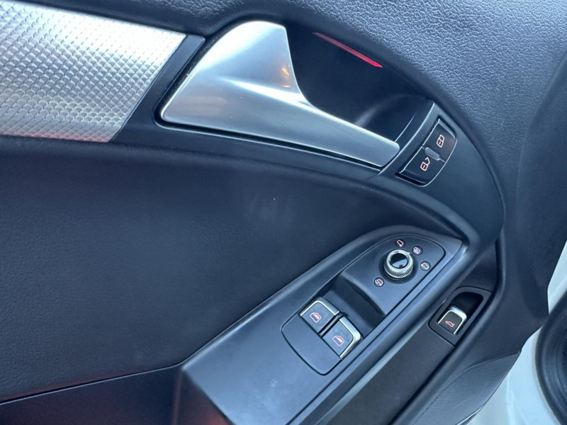 Photo 43 de l'offre de AUDI A5 3.0 V6 TDI 204 BVA AMBITION LUXE GPS à 18990€ chez Triplo auto