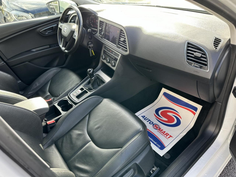 Photo 8 de l'offre de SEAT LEON 1.2 TSI 110 S&S URBAN ADVANCED CUIR GPS CAMERA à 15990€ chez Triplo auto