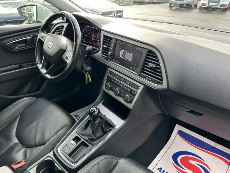 Photo 31 de l'offre de SEAT LEON 1.2 TSI 110 S&S URBAN ADVANCED CUIR GPS CAMERA à 15990€ chez Triplo auto