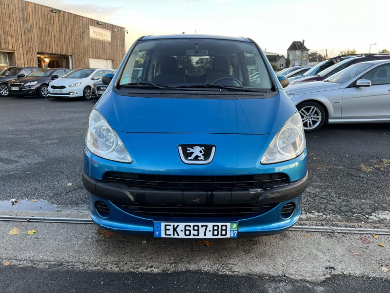 Photo 8 de l'offre de PEUGEOT 1007  1.4 HDI TRENDY   CLIM à 4990€ chez Triplo auto