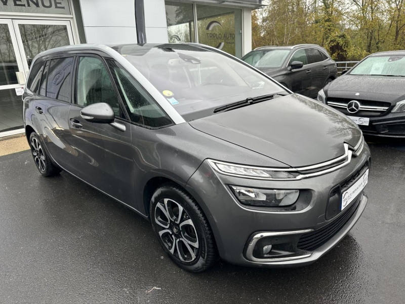 Photo 43 de l'offre de CITROEN C4 SPACETOURER GRAND 7P 1.5 BHDI 130 S&S EAT8 SHINE   ATTELAGE à 17990€ chez Triplo auto