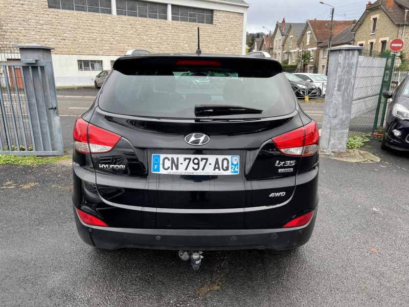 Photo 4 de l'offre de HYUNDAI IX35  2.0 CRDI - 136 4X4 PACK EDITION   ATTELAGE à 8490€ chez Triplo auto