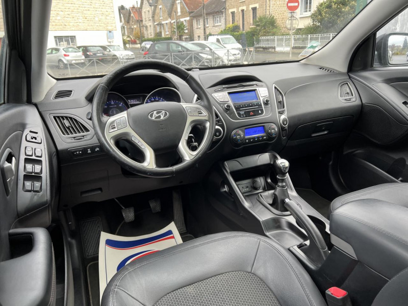 Photo 41 de l'offre de HYUNDAI IX35  2.0 CRDI - 136 4X4 PACK EDITION   ATTELAGE à 8490€ chez Triplo auto