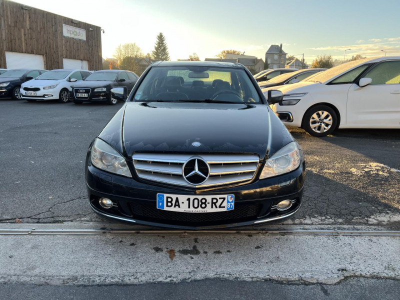 Photo 8 de l'offre de MERCEDES-BENZ CLASSE C 320 CDI 3.0 BVA ELéGANCE  TOIT OUVRANT GPS CUIR à 12490€ chez Triplo auto