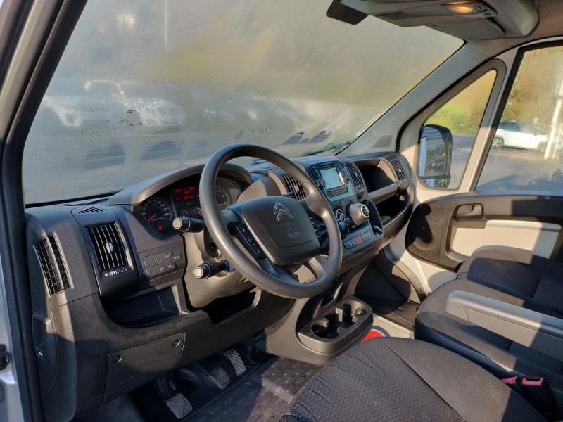 Photo 9 de l'offre de CITROEN JUMPER III CLUB 2.0 BHDI 110 CLIM TVA à 23490€ chez Triplo auto