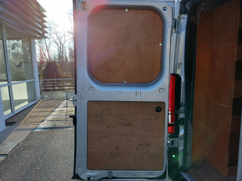 Photo 28 de l'offre de CITROEN JUMPER III CLUB 2.0 BHDI 110 CLIM TVA à 23490€ chez Triplo auto