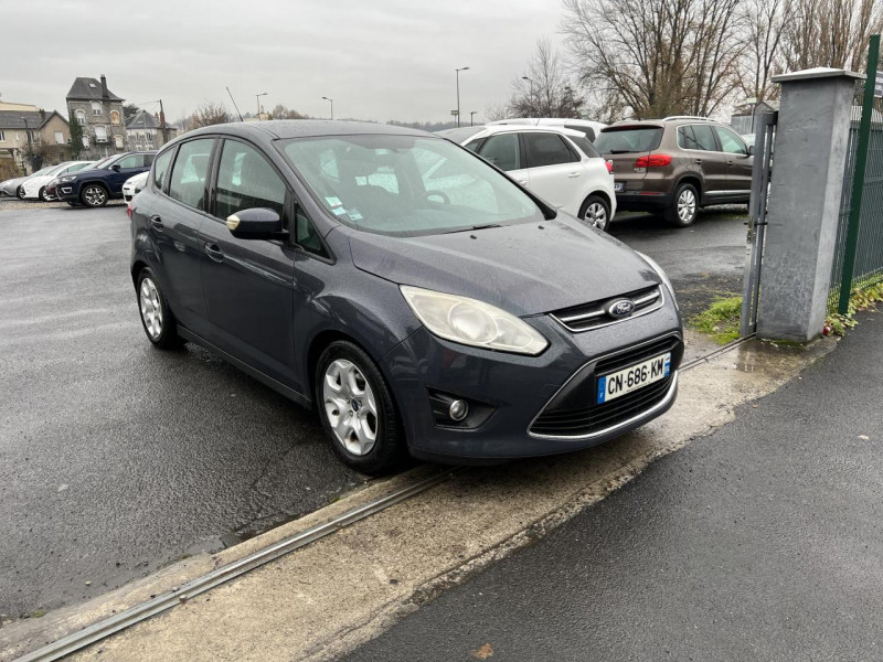 Photo 7 de l'offre de FORD C MAX 1.6 TDCI 115 TITANIUM à 7990€ chez Triplo auto