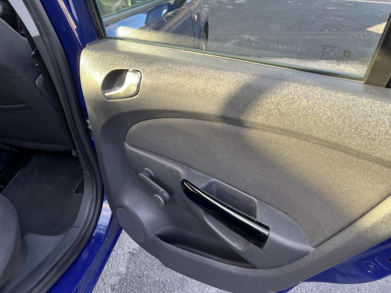 Photo 29 de l'offre de OPEL CORSA 1.3 CDTI 95 S&S COSMO GPS   CLIM à 7990€ chez Triplo auto