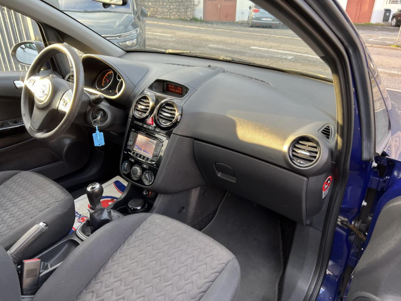Photo 35 de l'offre de OPEL CORSA 1.3 CDTI 95 S&S COSMO GPS   CLIM à 7990€ chez Triplo auto
