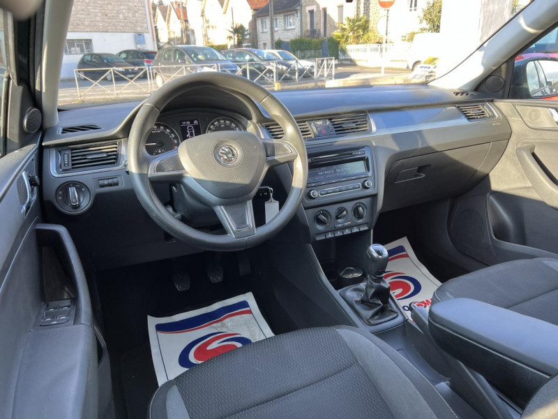 Photo 40 de l'offre de SKODA RAPID 1.6 TDI - 90 GREENTEC AMBITION CLIM   RADAR AR à 8490€ chez Triplo auto