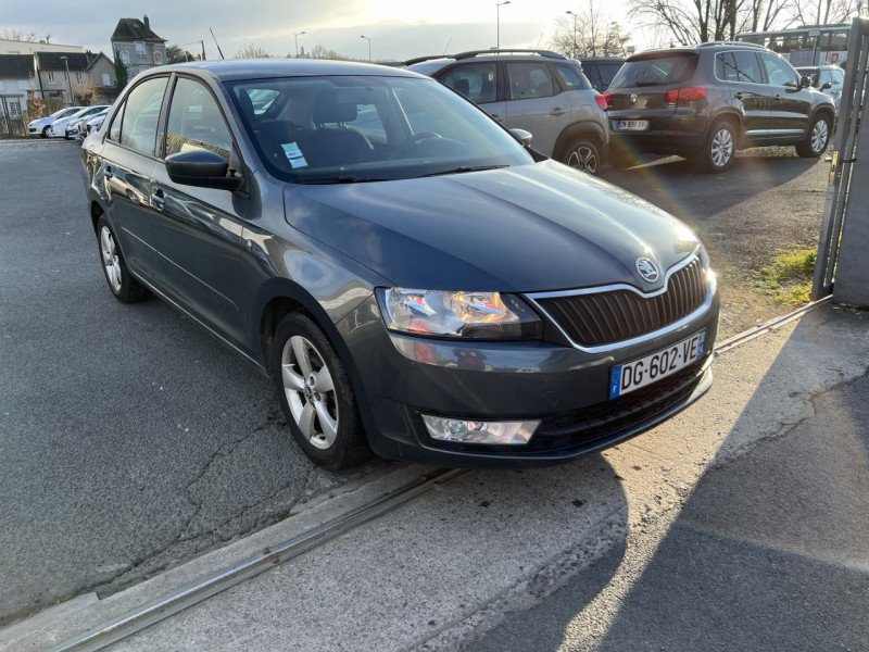 Photo 7 de l'offre de SKODA RAPID 1.6 TDI - 90 GREENTEC AMBITION CLIM   RADAR AR à 8490€ chez Triplo auto