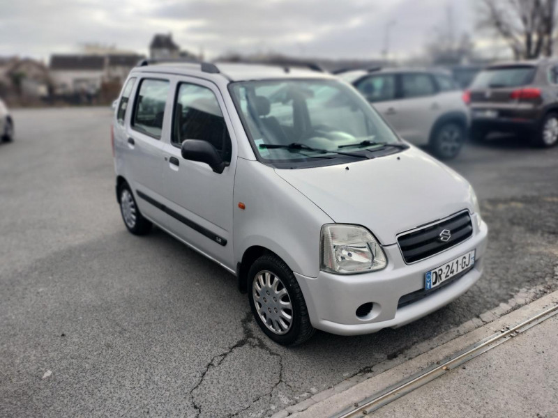 Photo 24 de l'offre de SUZUKI WAGON R  WAGON R  1.3I VVT GL  à 5490€ chez Triplo auto
