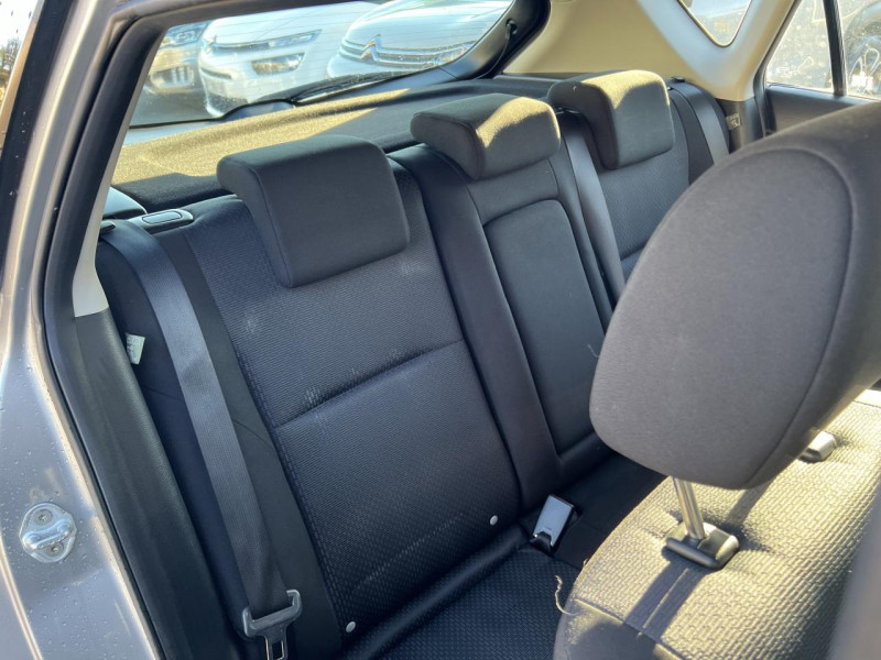 Photo 10 de l'offre de MAZDA MAZDA 3 1.6 MZ - 109 ELéGANCE CLIM à 8490€ chez Triplo auto