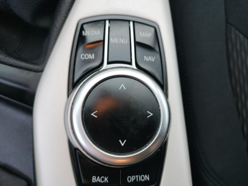 Photo 18 de l'offre de BMW SERIE 1 116I LOUNGE GPS   CLIM à 17990€ chez Triplo auto