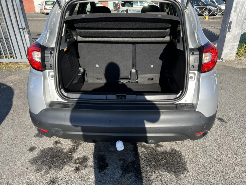 Photo 9 de l'offre de RENAULT CAPTUR 1.2 TCE - 120 BV EDC INTENS GPS   CLIM à 14490€ chez Triplo auto