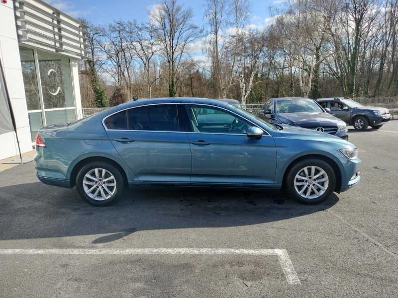 Photo 8 de l'offre de VOLKSWAGEN PASSAT 1.4 TSI ACT - 150 CONFORTLINE GPS   CLIM à 15990€ chez Triplo auto
