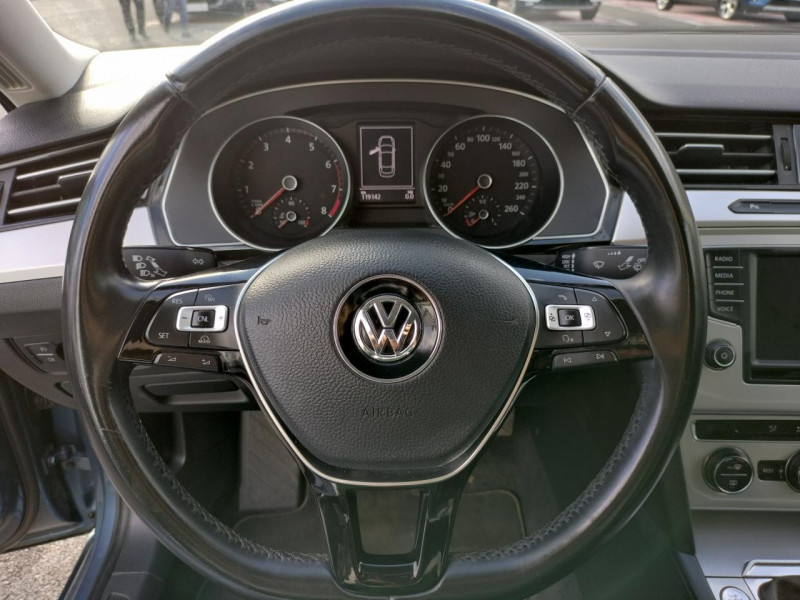 Photo 46 de l'offre de VOLKSWAGEN PASSAT 1.4 TSI ACT - 150 CONFORTLINE GPS   CLIM à 15990€ chez Triplo auto