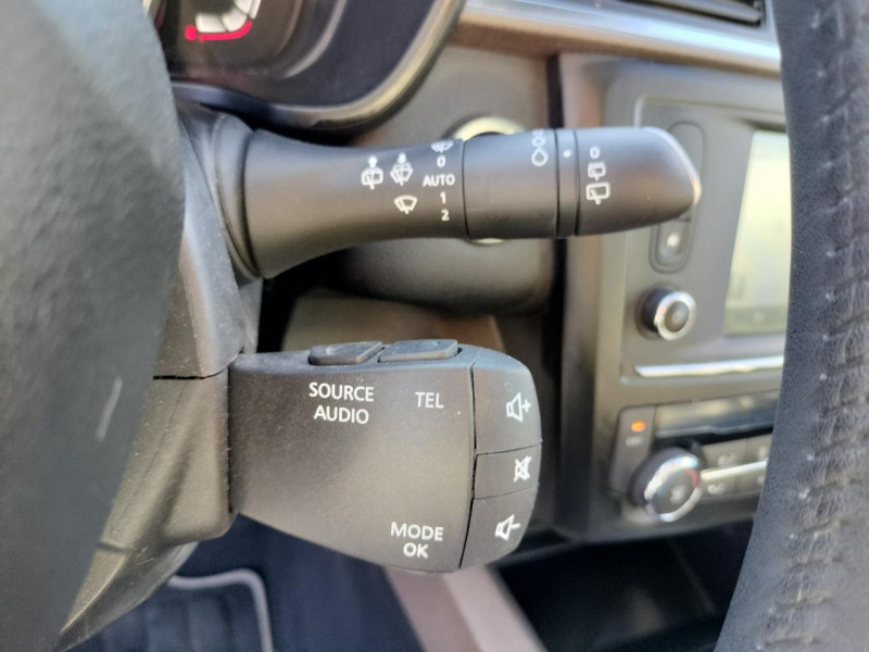 Photo 50 de l'offre de RENAULT KADJAR 1.2 ENERGY TCE - 130  BUSINESS GPS   CLIM à 17990€ chez Triplo auto