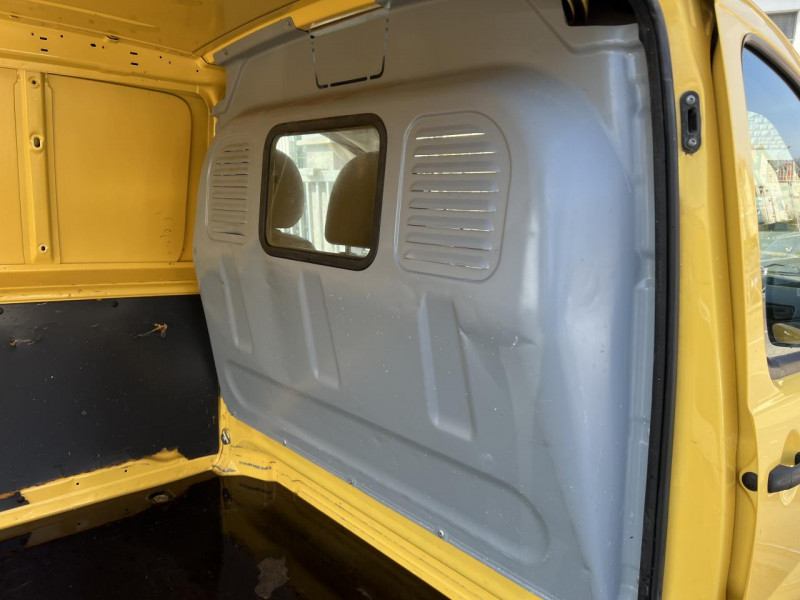 Photo 12 de l'offre de CITROEN JUMPY L2H1 1.6 HDI FAP - 90 TOLé BUSINESS 29  à 12990€ chez Triplo auto