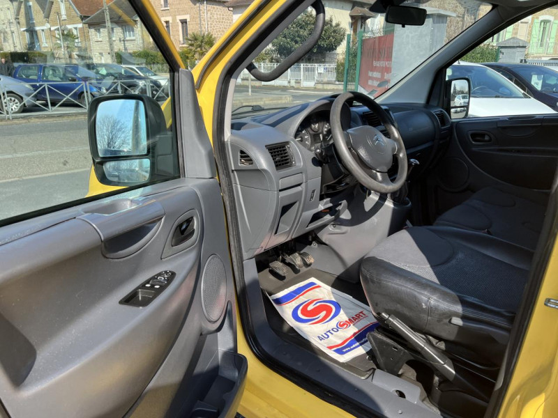 Photo 15 de l'offre de CITROEN JUMPY L2H1 1.6 HDI FAP - 90 TOLé BUSINESS 29  à 12990€ chez Triplo auto