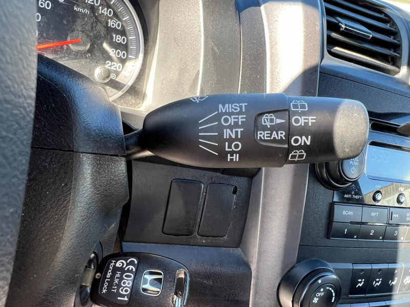 Photo 50 de l'offre de HONDA CR-V  2.2 I-CTDI COMFORT CLIM   ATTELAGE 4X4 à 8490€ chez Triplo auto