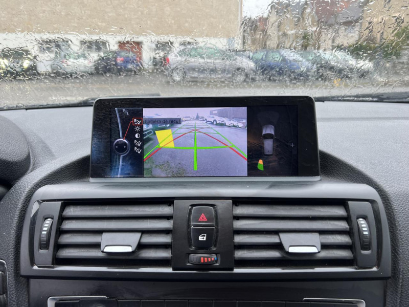 Photo 19 de l'offre de BMW SERIE 1 120D - BVA F20 URBAN LIFE GPS   CAMERA AR à 14490€ chez Triplo auto