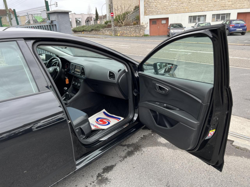 Photo 32 de l'offre de SEAT LEON 1.2 TSI - 110 S&S STYLE CLIM   ATTELAGE à 12990€ chez Triplo auto