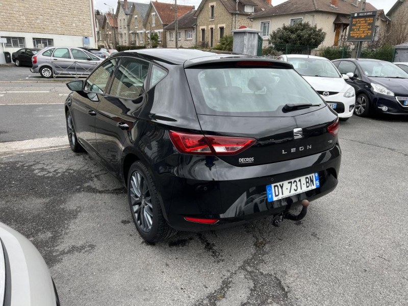 Photo 3 de l'offre de SEAT LEON 1.2 TSI - 110 S&S STYLE CLIM   ATTELAGE à 12990€ chez Triplo auto