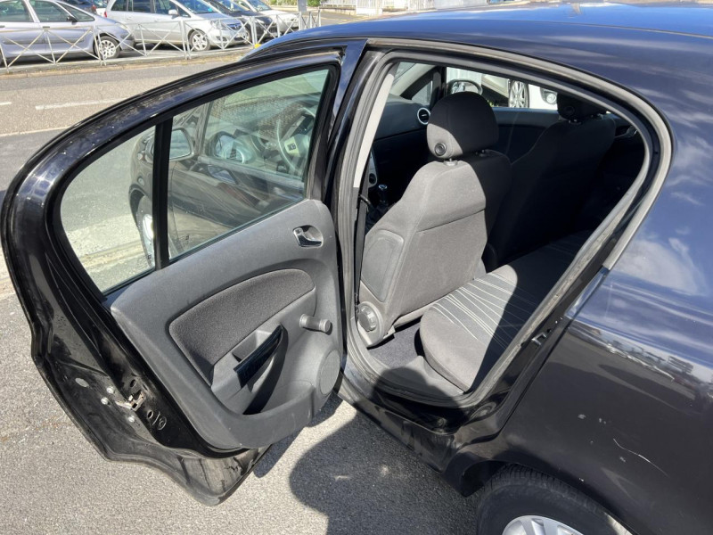 Photo 35 de l'offre de OPEL CORSA 1.3 CDTI - 75 ECOFLEX ENJOY CLIM à 6490€ chez Triplo auto